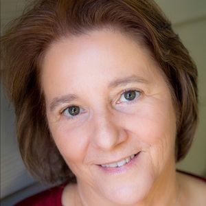 Meet your Posher, Candace